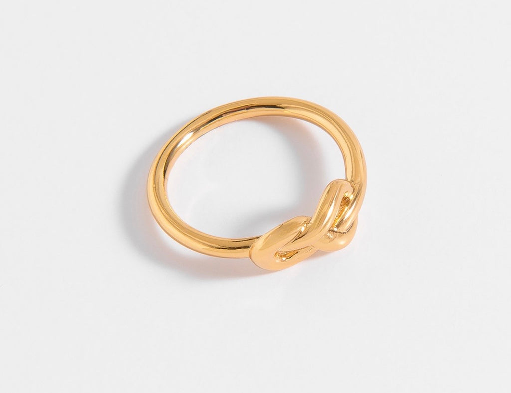 Eternal Knot Gold Ring