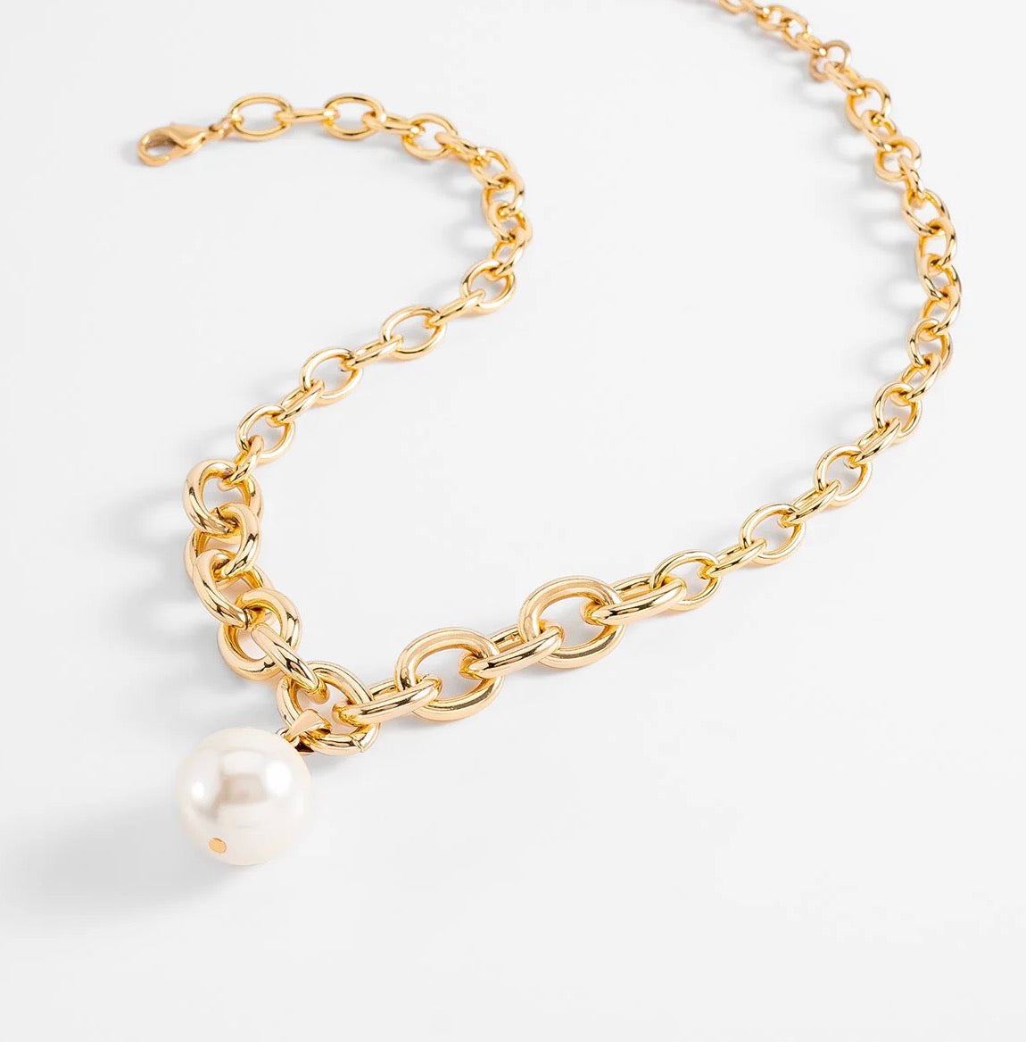 Gold Chain Pearl chunky Statement Necklace