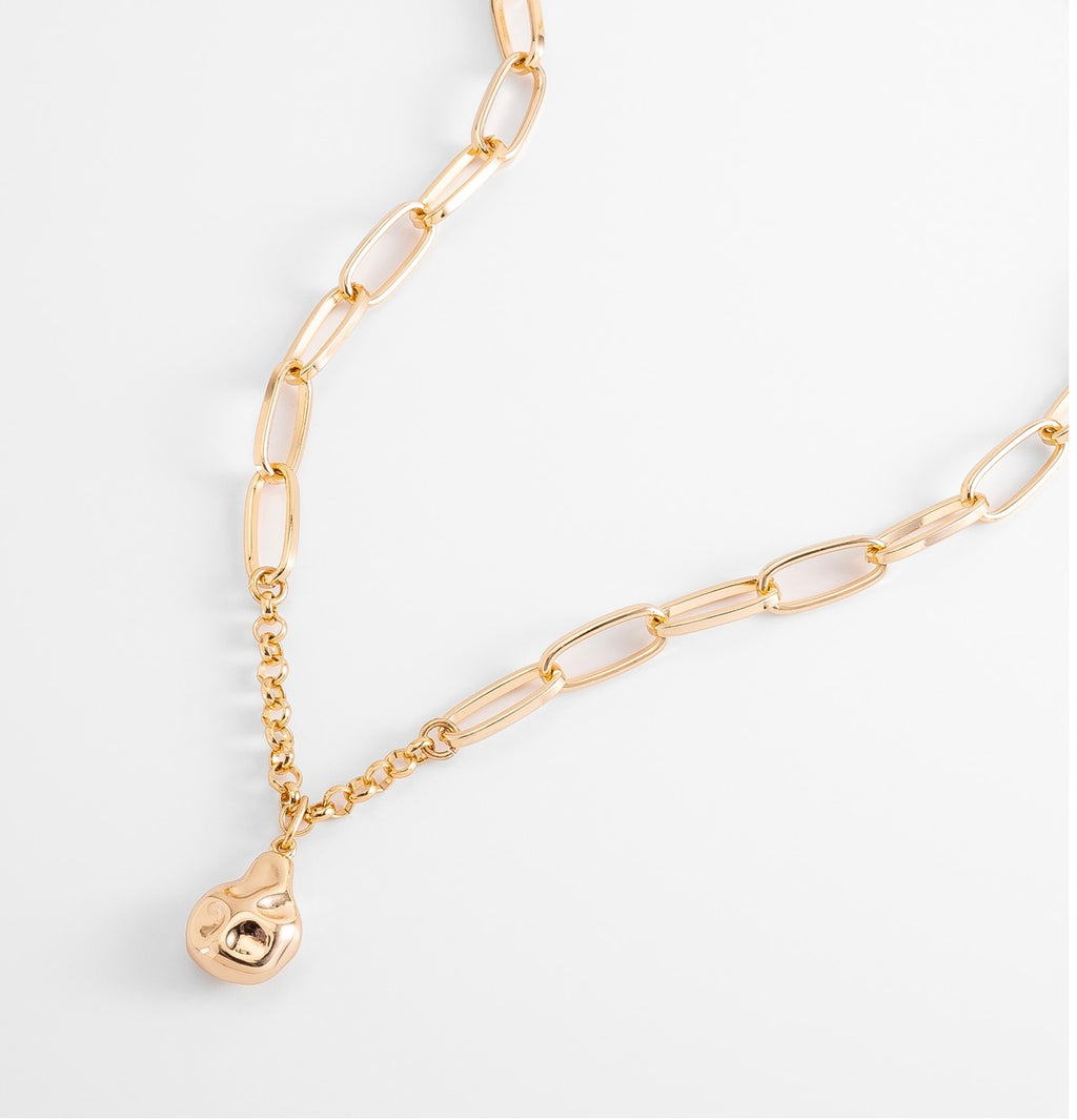 Bold Gold Chain Heart Pendant Necklace