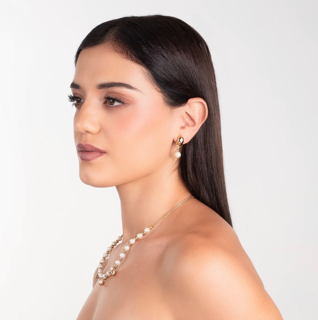 Elegant Pearl Drop Earrings – 18K Gold Plated