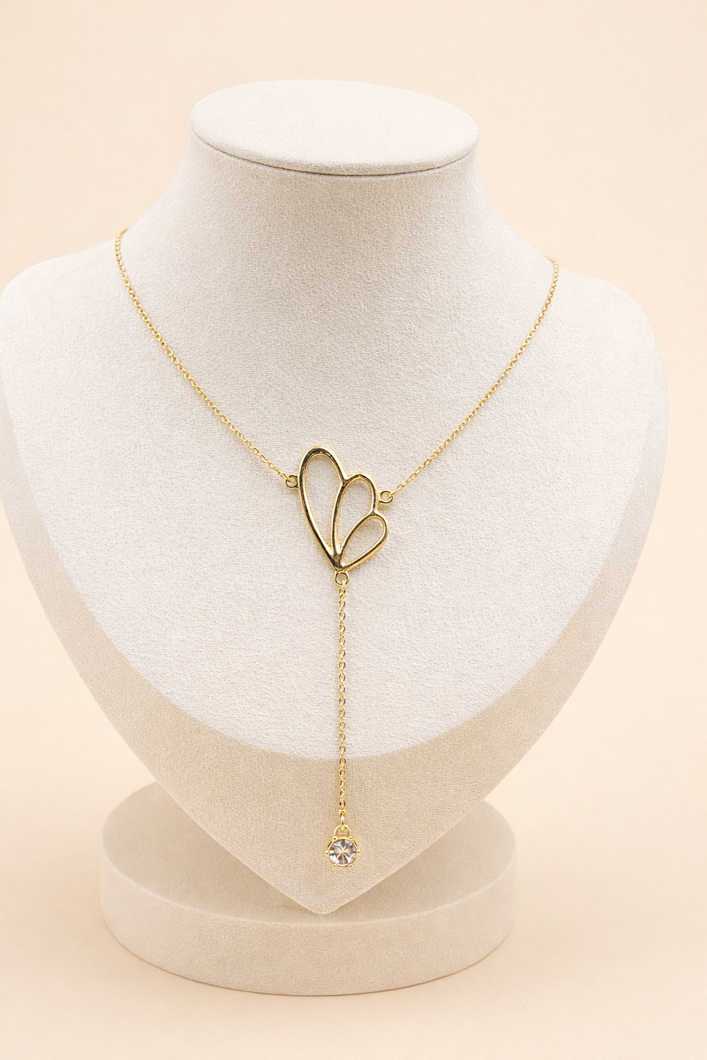 Gold plated necklace with petal pendant and brilliant crystal tone