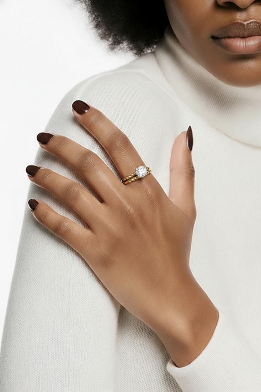 Twisted Double Ring with Zirconia